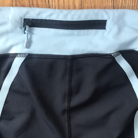 LULULEMON CROPS - Picture 6 of 8